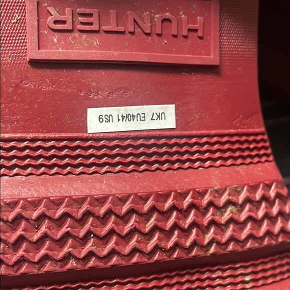 Chelsea Hunter Rainboots. UK7/US9 worn once. Like new - Picture 2 of 3